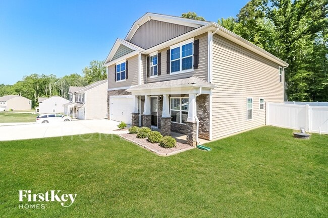 Photo - 310 Sawyer Ln