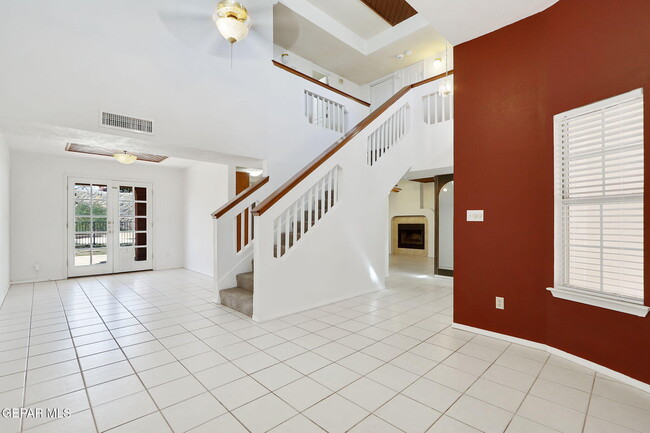 Photo - 10925 Loma Alta Pl