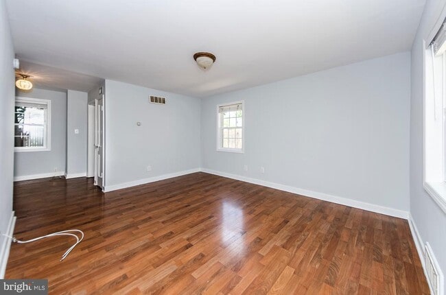 Photo - 908 S Highland St