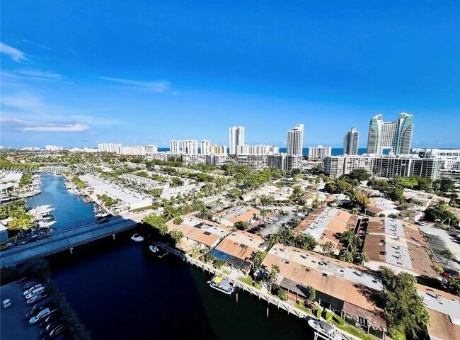 Photo - 2500 Parkview Dr Unidad 1803