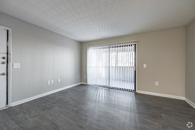 3BR, 1.5BA - 1244SF - Ashford Brook