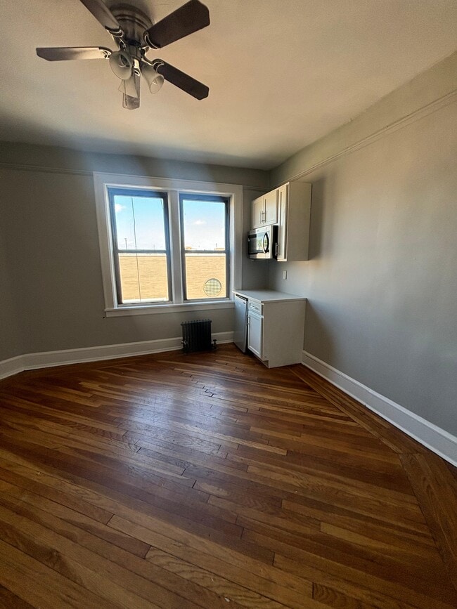 Unidad 300 - 1144 E Grand St Apartamentos Unidad 300