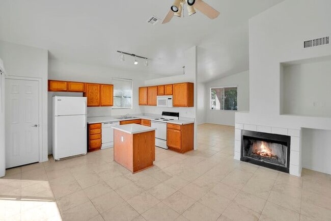 Photo - Gorgeous 3 Bedroom 2 Bath Home in Rita Ranch