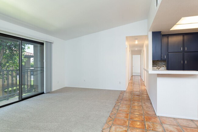 Photo - AVAIALBLE NOW! 3 BED / 2 BATH Condo in Cat...