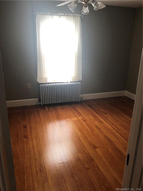 Photo - 83 Ledyard Ave Apartamento