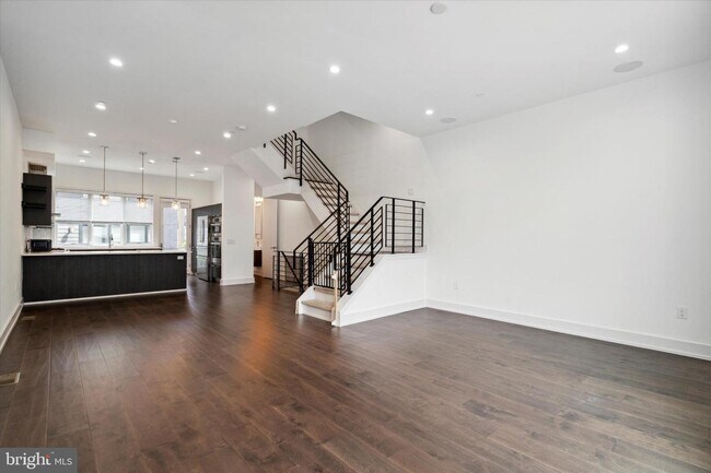 Photo - 602 N 5th St