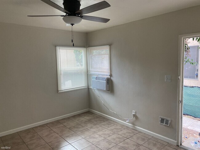 Photo - 1 br, 1 bath 4plex - 7940 Milton Ave C