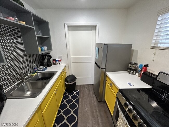 Photo - 308 S 10th St