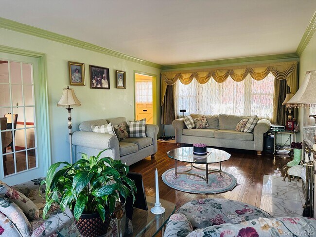 Photo - 11 Warton Pl