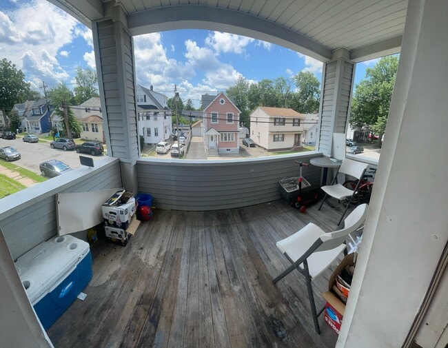 Photo - 28 Rossiter Ave Unidad Rossiter Home 2nd floor