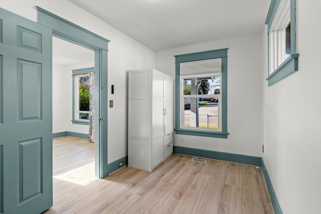 Photo - Spacious Tacoma Rental Featuring Large Yard & Entertainer’s Deck