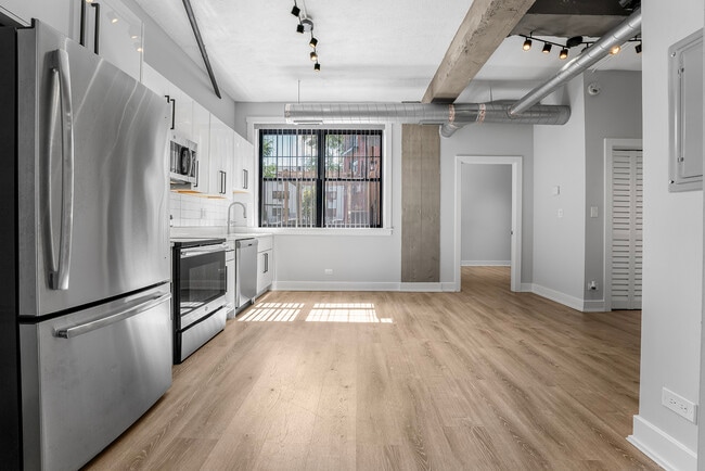 Photo - 7645 N Sheridan Rd Unit 110
