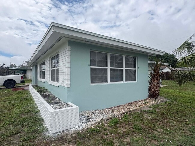 Photo - 4 bedroom Single-Family Home Available for Move-In NOW