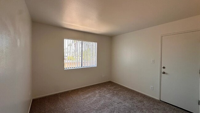 Photo - 1675 W Pampas Ln Unit 200
