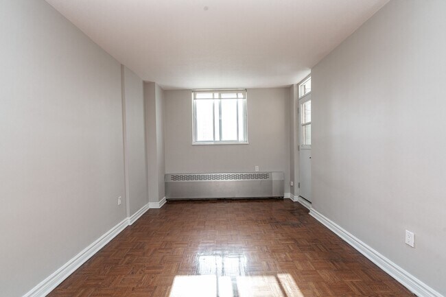 230 Oak St Unit 808