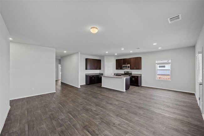 Photo - 159 Chesterfield Dr