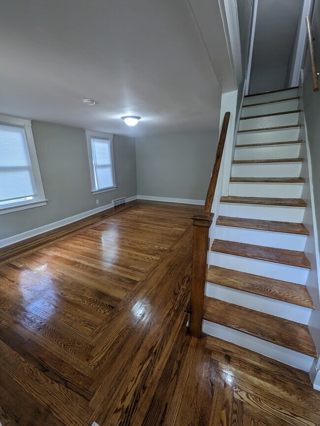 84 Broadway Rental House Rental in Hamden, CT