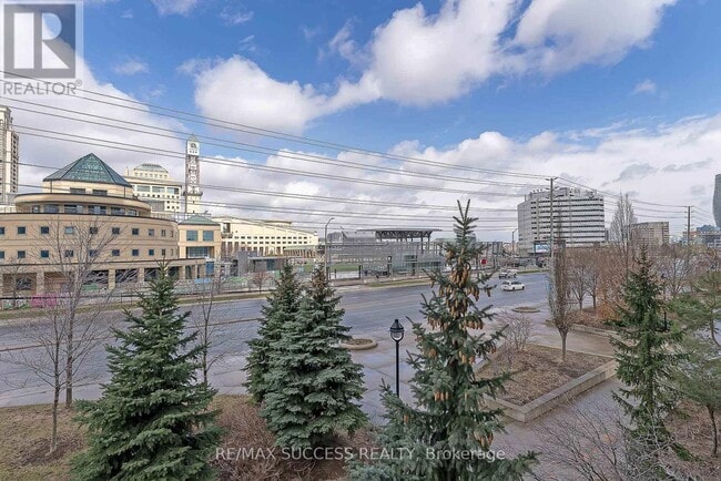 Photo - 310 Burnhamthorpe Rd W Unité 203