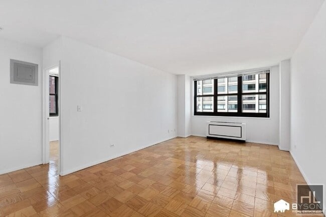 Photo - NYC Apartment For Rent – E. 72nd St., Upper East Side, Manhattan | 1 Bed, 1 Bath, Doorman, Gym, Q... Unit 34N