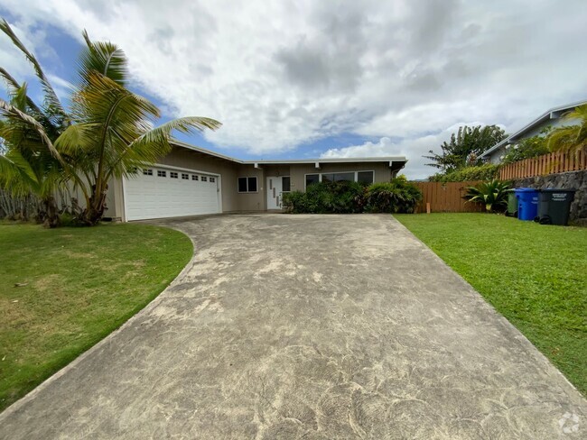 Building Photo - Single level, Single Family Home in Kailua