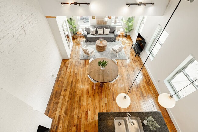 Photo - 400 E 13th St Unit ID1056131P