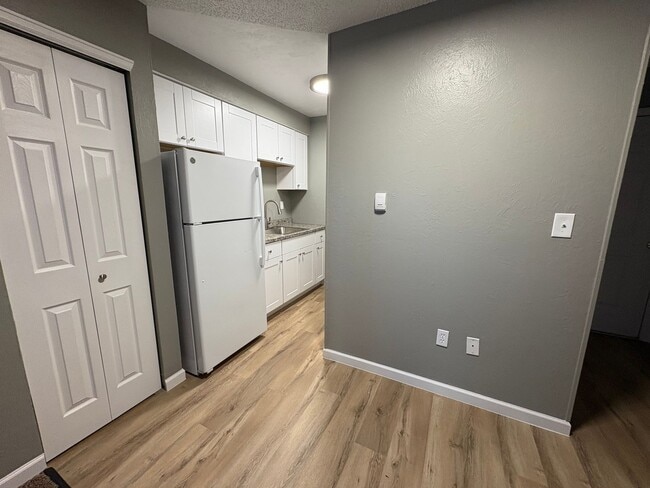 Mountain Pointe Apartments