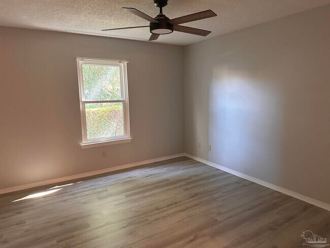 Photo - 2299 Scenic Hwy Unidad P-1