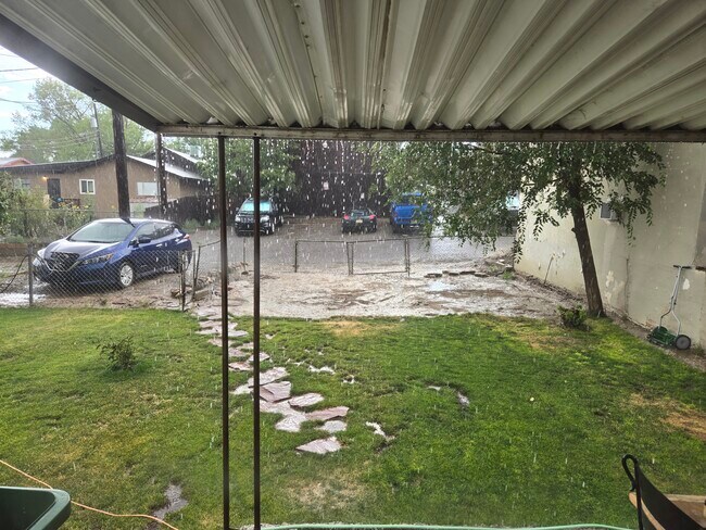 Photo - 511 N Behrend Ave