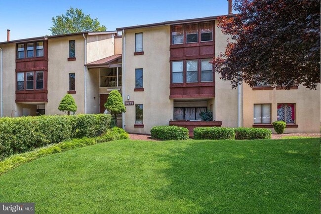 Photo - 9639 White Acre Rd Unit C-1