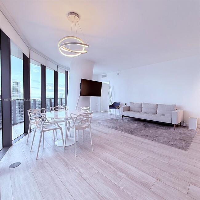 Photo - 55 SW 9th St Unit 4003