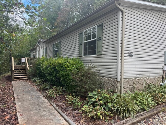 Building Photo - 625 Gunters Hill Rd