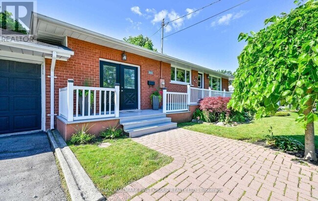 Photo - 311 Frederick St
