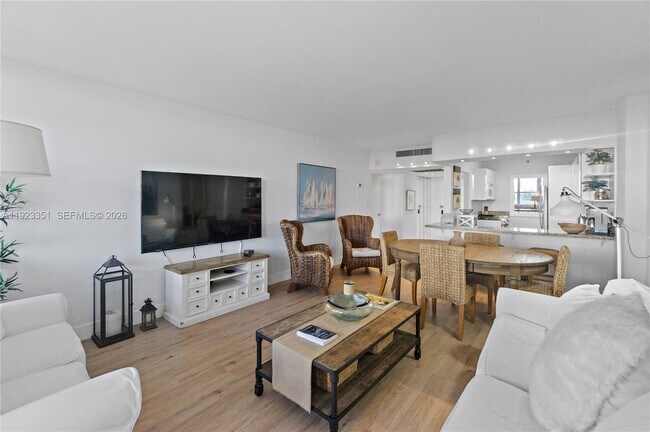 Photo - 100 Lincoln Rd Unidad 410