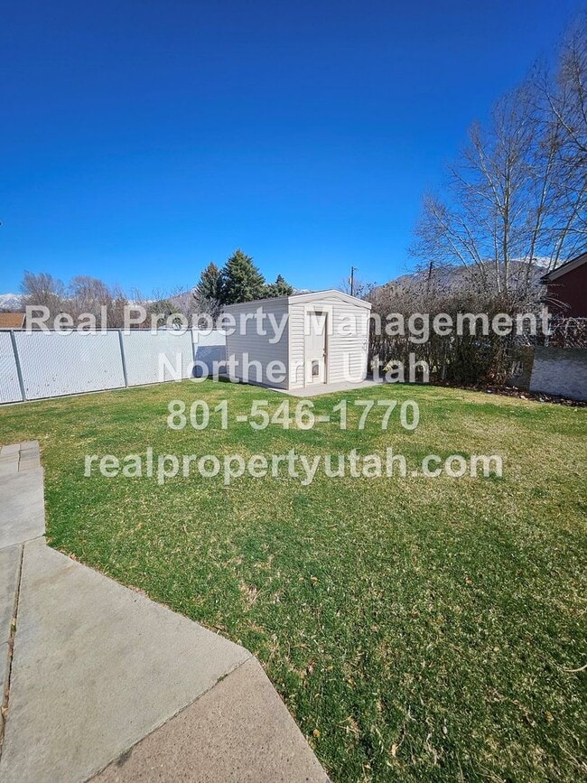 Photo - 3 Bedroom 2 Bath Ogden Duplex