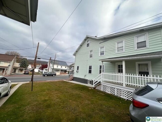 Photo - 518 E Patterson St