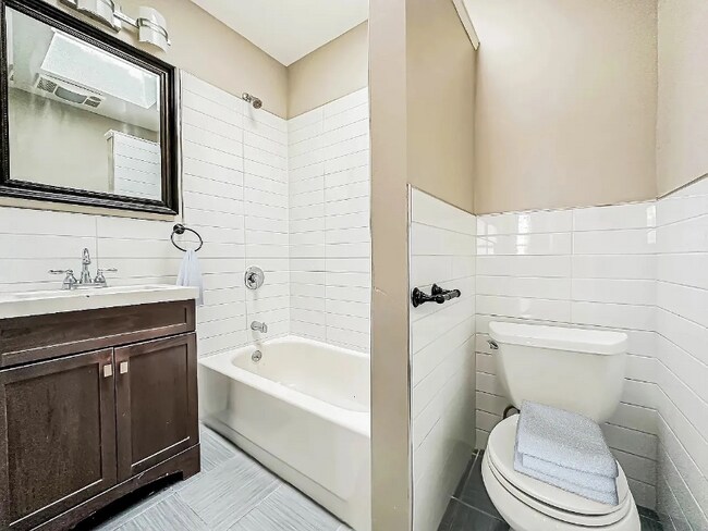 Photo - 6501 Haverford Ave Unidad 2B