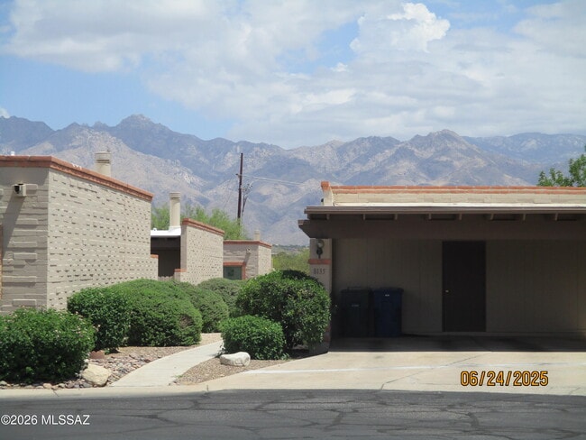 Building Photo - 8134 E Daniella Ln