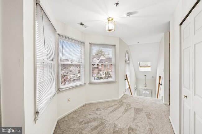 Building Photo - 1126 Chanticleer