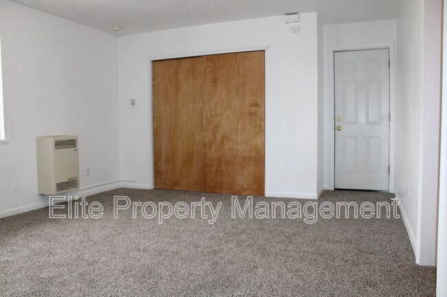 Photo - 1529 Oakshire Ln Unit #2