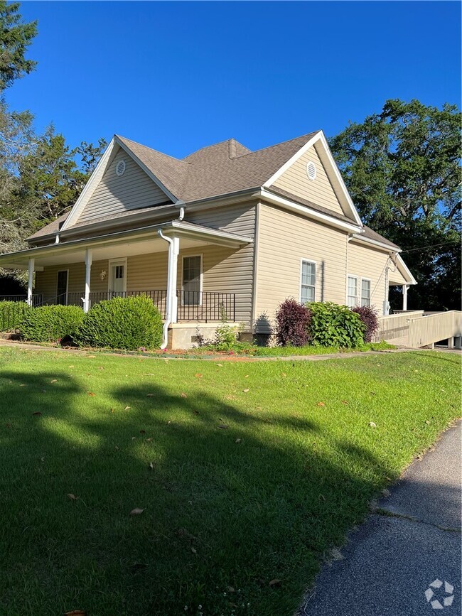 Building Photo - 140 Bountyland Rd Rental