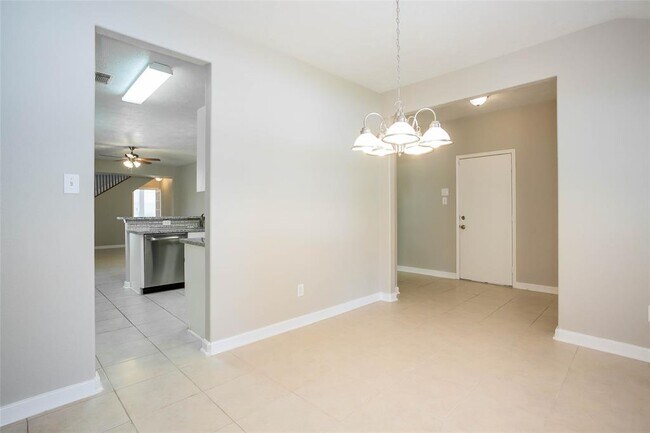 Photo - 19722 Twin Rivers Dr