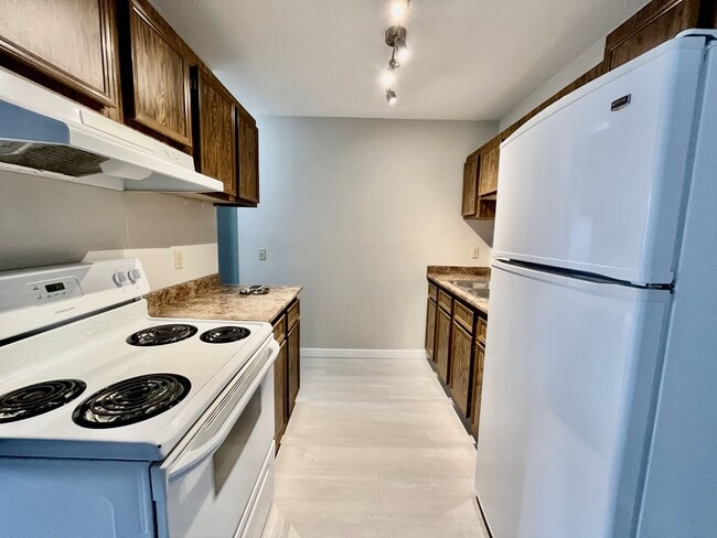 Photo - Okanagan Place 1955