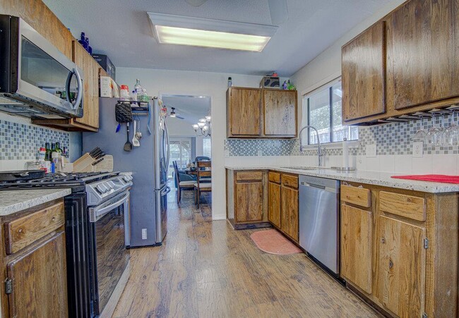 Photo - 2801 Norfolk Dr
