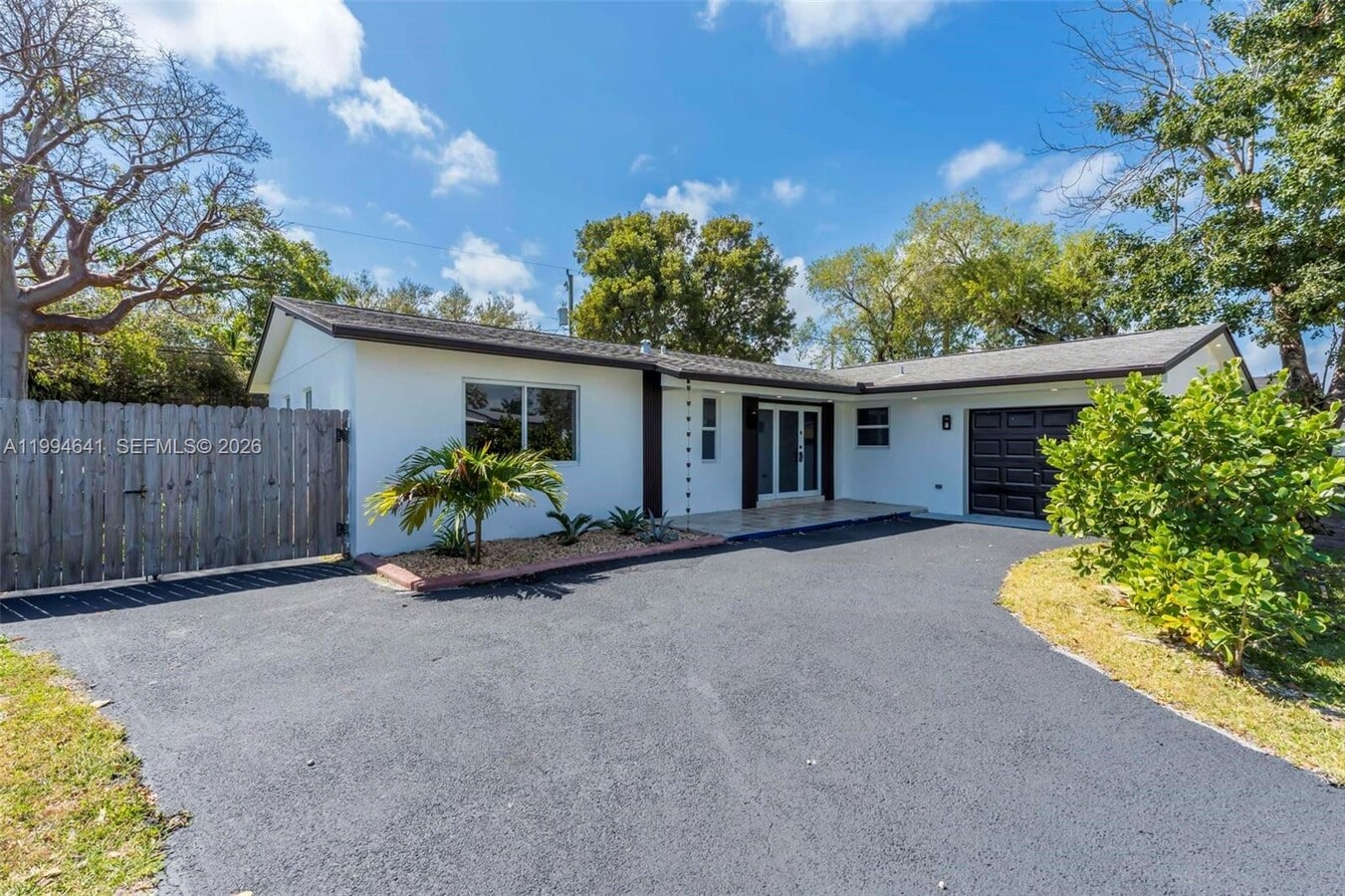 Photo - 10430 SW 199th St