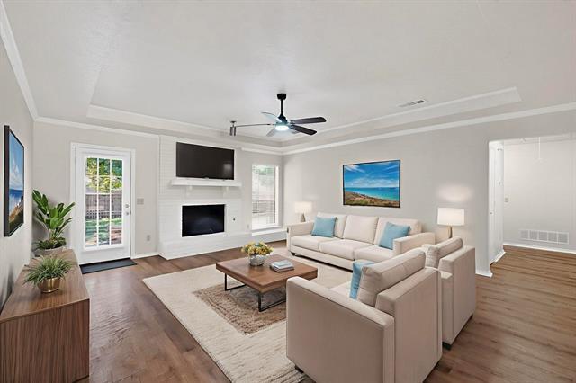 Photo - 917 Edgefield Trail