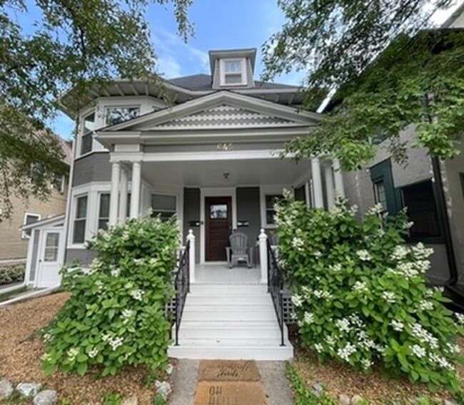 643 Grand Ave Unit 643 Grand Avenue