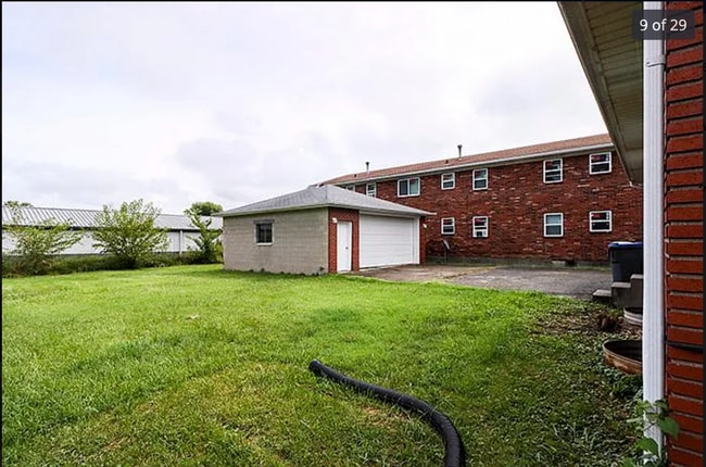 Photo - 4801 Oak Park Dr