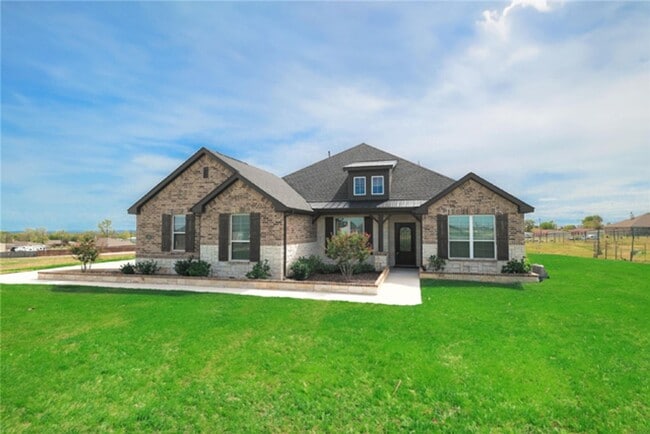Fantastic 4-3-3 in Weatherford, Azle ISD! - Fantastic 4-3-3 in Weatherford, Azle ISD! House