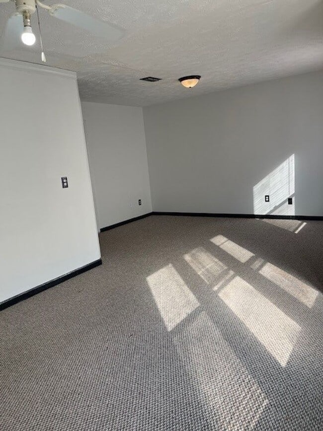 Photo - 6800 Willowbrook Dr