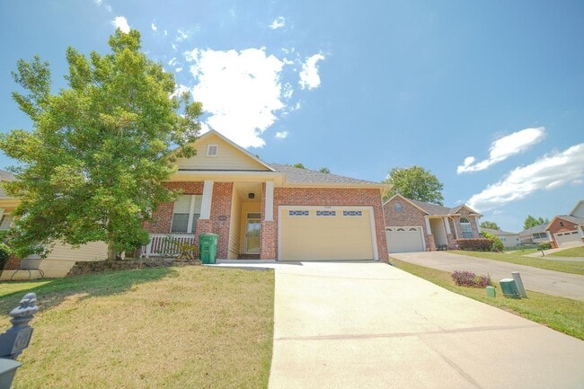 Photo - 5569 Hampton Hill Cir House